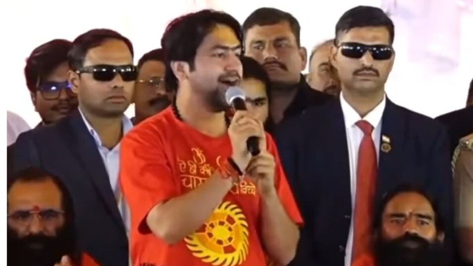 Dhirendra Krishna Shastri