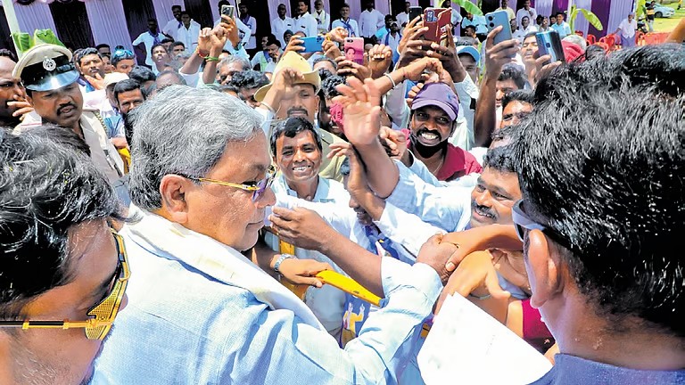 Siddaramaiah resigned CM Post