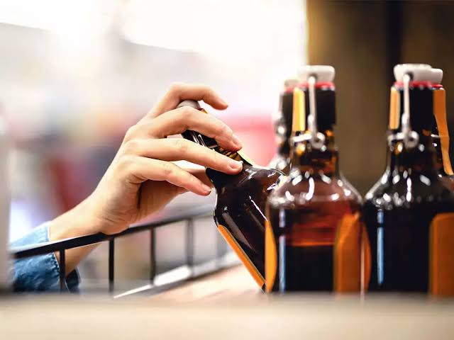Liquor Shops closed in Delhi