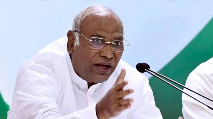 Punjab court Issue warrant Kharge