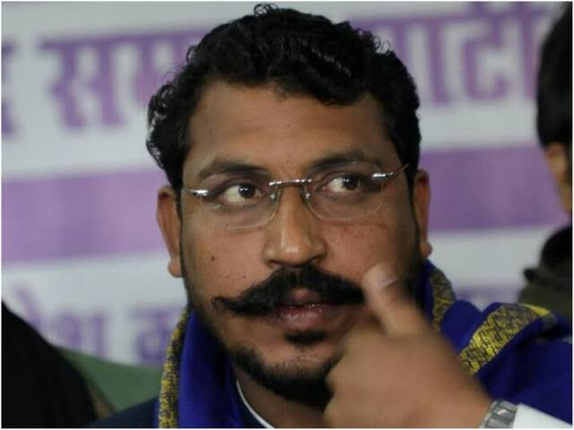 Chandrashekhar ended the protest