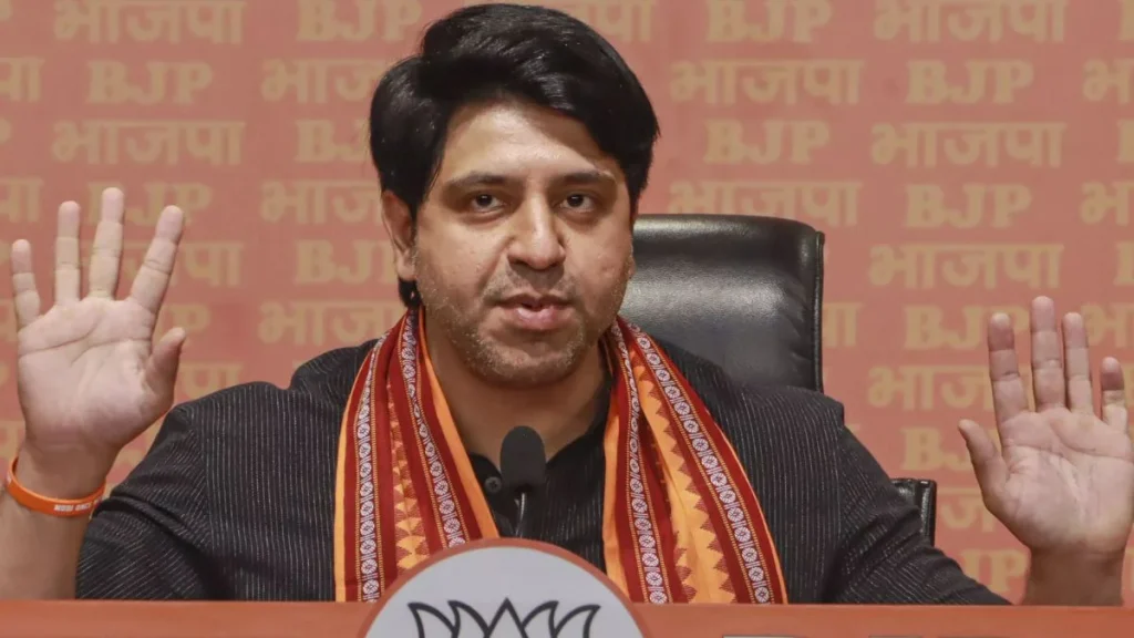 Shehzad Poonawalla has resigned