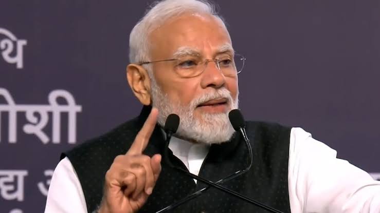 Modi interacted with Seva Yatris