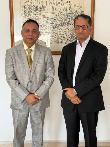 Dinesh Trivedi met Humayun Kabir